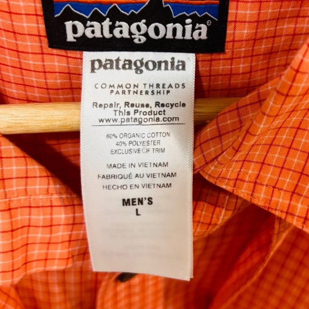 Patagonia Mens Large Orange Plaid Long Sleeve Ventilated Fishing Hiking Shirt L